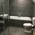 Four Winds,kinsale Town,exquisite Homes,sleeps 26 Ferienhaus *