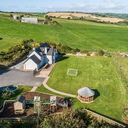 Holiday home Four Winds,kinsale Town,exquisite Homes,sleeps 26 Kinsale