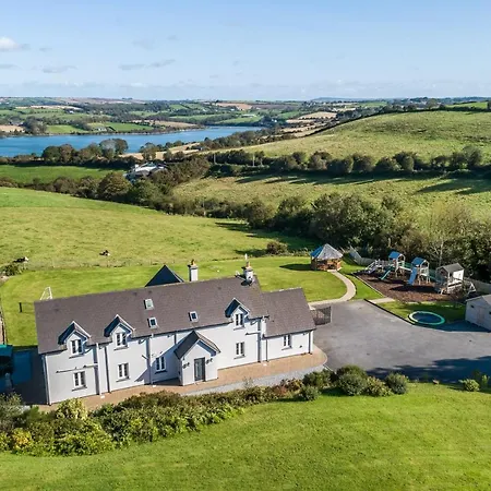 Four Winds,kinsale Town,exquisite Homes,sleeps 26 Kinsale