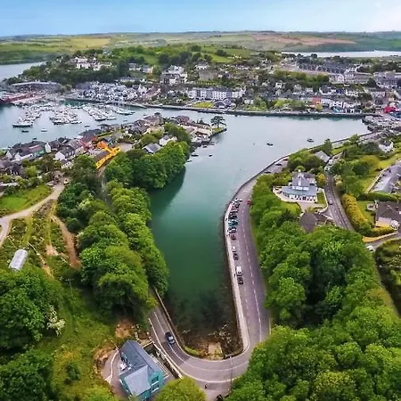 Feriehus Four Winds,kinsale Town,exquisite Homes,sleeps 26 *