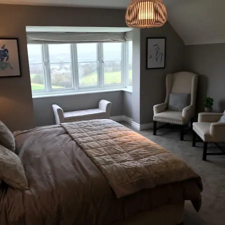 Four Winds,kinsale Town,exquisite Homes,sleeps 26 *