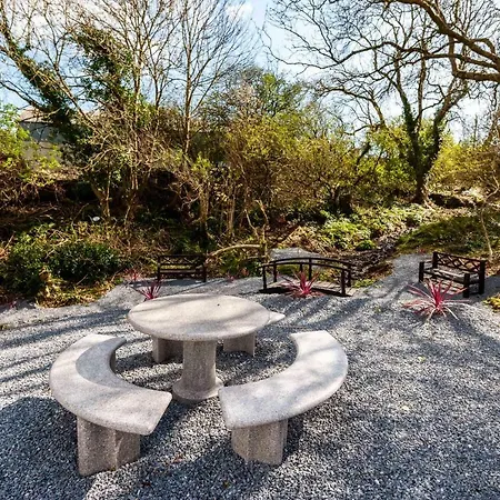 Four Winds,kinsale Town,exquisite Homes,sleeps 26 Feriehus