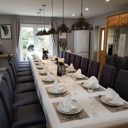 Feriehus Four Winds,kinsale Town,exquisite Homes,sleeps 26 Kinsale