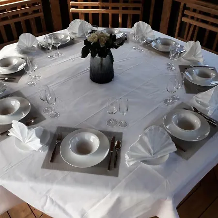 Four Winds,kinsale Town,exquisite Homes,sleeps 26 *