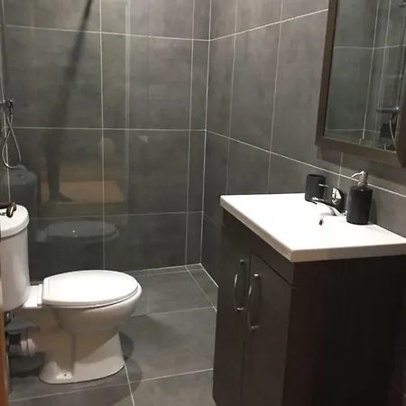 Four Winds,kinsale Town,exquisite Homes,sleeps 26 *