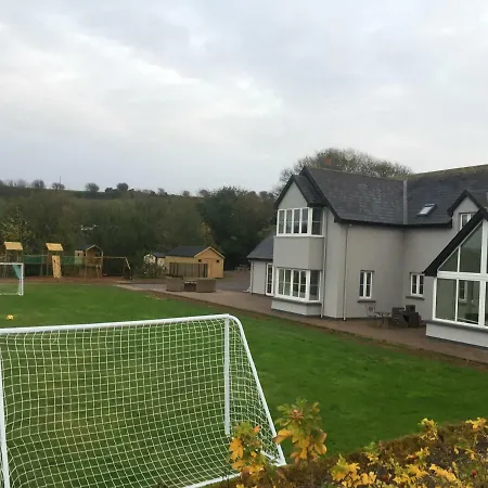 Holiday home Four Winds,kinsale Town,exquisite Homes,sleeps 26 Kinsale