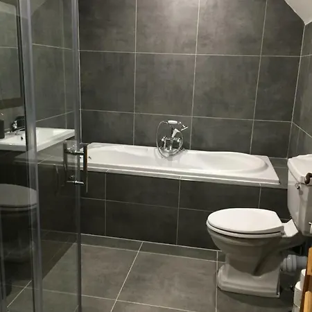 Four Winds,kinsale Town,exquisite Homes,sleeps 26 Feriehus *
