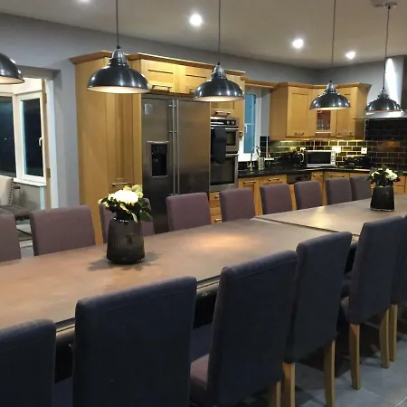 Holiday home Four Winds,kinsale Town,exquisite Homes,sleeps 26