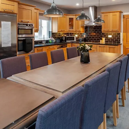 Four Winds,kinsale Town,exquisite Homes,sleeps 26 Holiday home