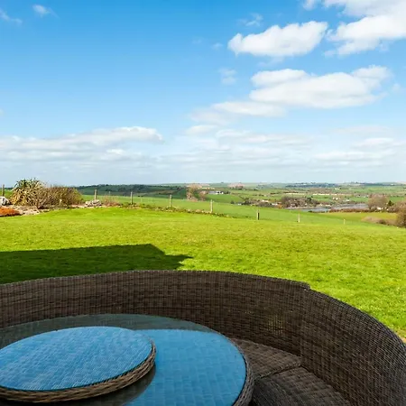 Four Winds,kinsale Town,exquisite Homes,sleeps 26 Hébergement de vacances Kinsale