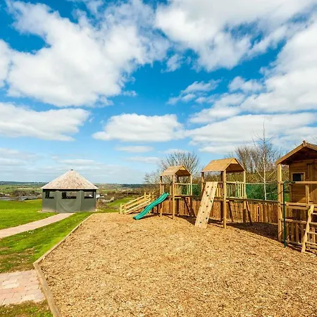 Four Winds,kinsale Town,exquisite Homes,sleeps 26 キンセール