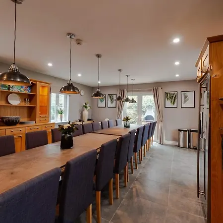 Four Winds,kinsale Town,exquisite Homes,sleeps 26 Feriehus Kinsale