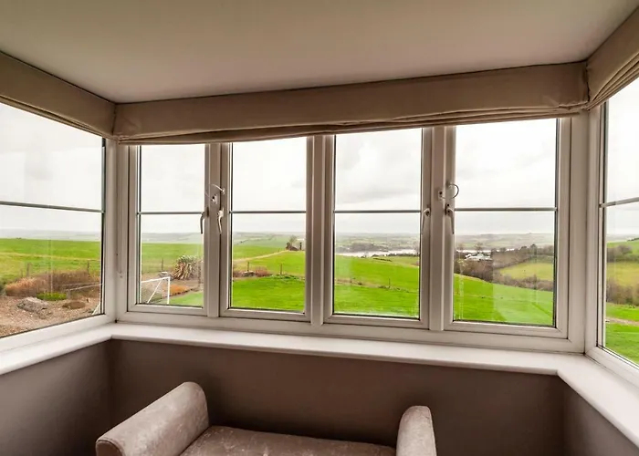 Four Winds,kinsale Town,exquisite Homes,sleeps 26 Ferienhaus *