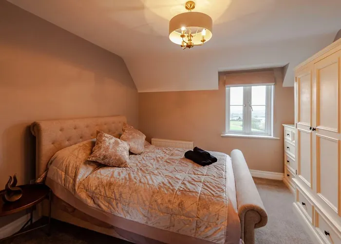 Four Winds,kinsale Town,exquisite Homes,sleeps 26 Ferienhaus *