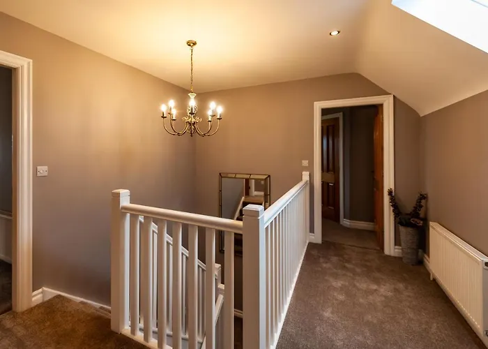 Four Winds,kinsale Town,exquisite Homes,sleeps 26 *